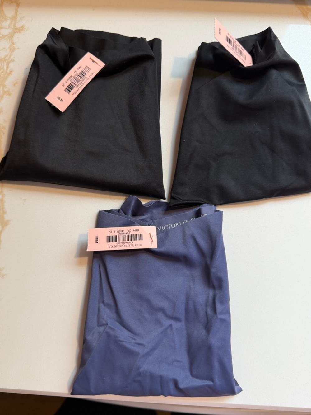 Victoria's Secret Smooth No Show Thong - Black & Navy